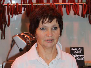 <b>Sieglinde Geissler</b> Fleischereifachverkäuferin Seit 2014 im Betrieb tätig - ma13